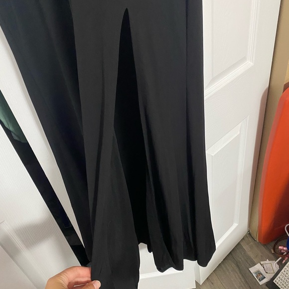 Black strapless formal gown - Picture 4 of 4